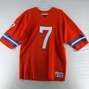 0885 Large Vintage Champion Style Mesh Football Jersey